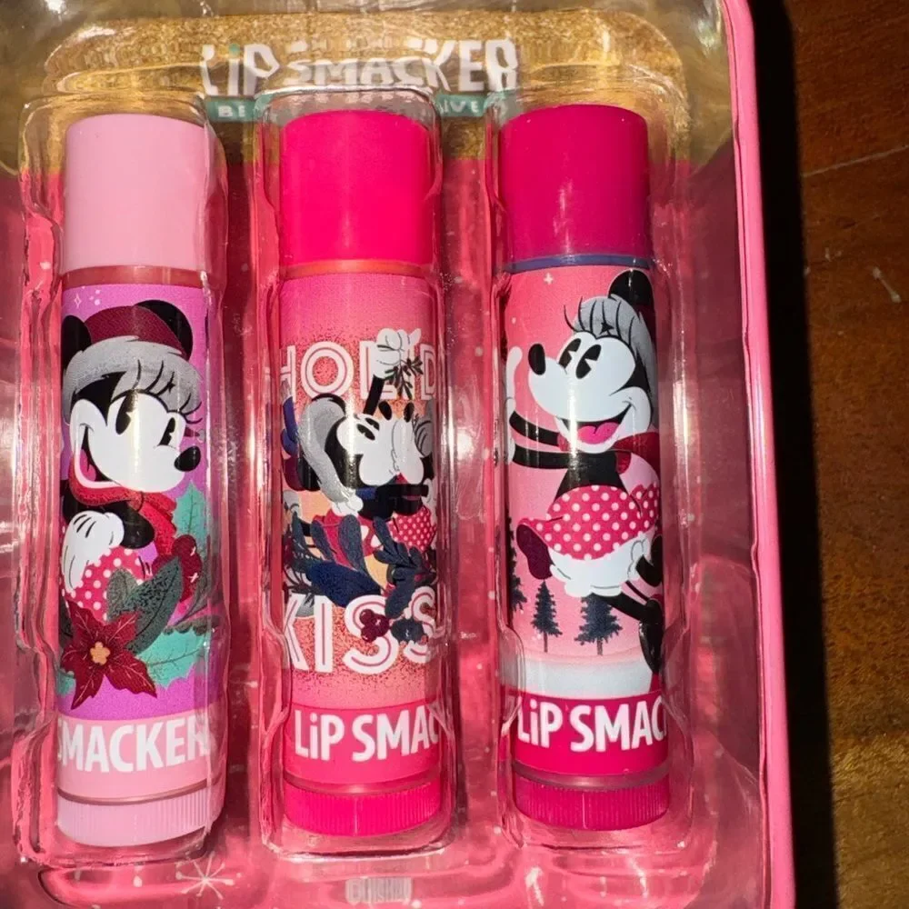 Minni Mouse lip smackers/minnie plush new